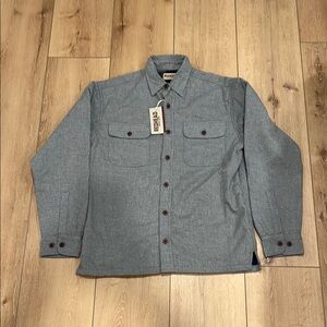 Redhead new with tags men’s size medium Button-Up Shirt with Pockets